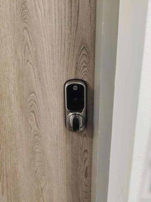 Chelsea 2 Bedroom Promenade Apartment ブラックプール エクステリア 写真